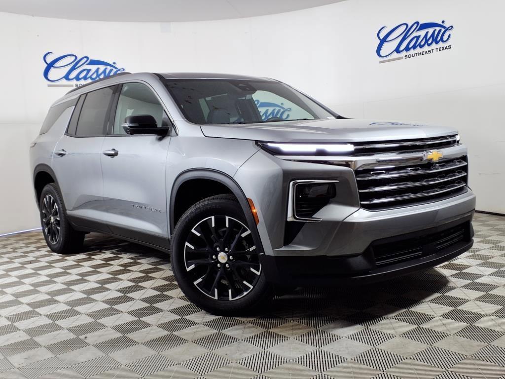 new 2026 Chevrolet Traverse car, priced at $47,420