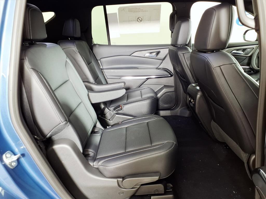 new 2026 Chevrolet Traverse car, priced at $45,807