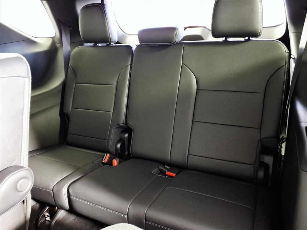 new 2026 Chevrolet Traverse car, priced at $45,807