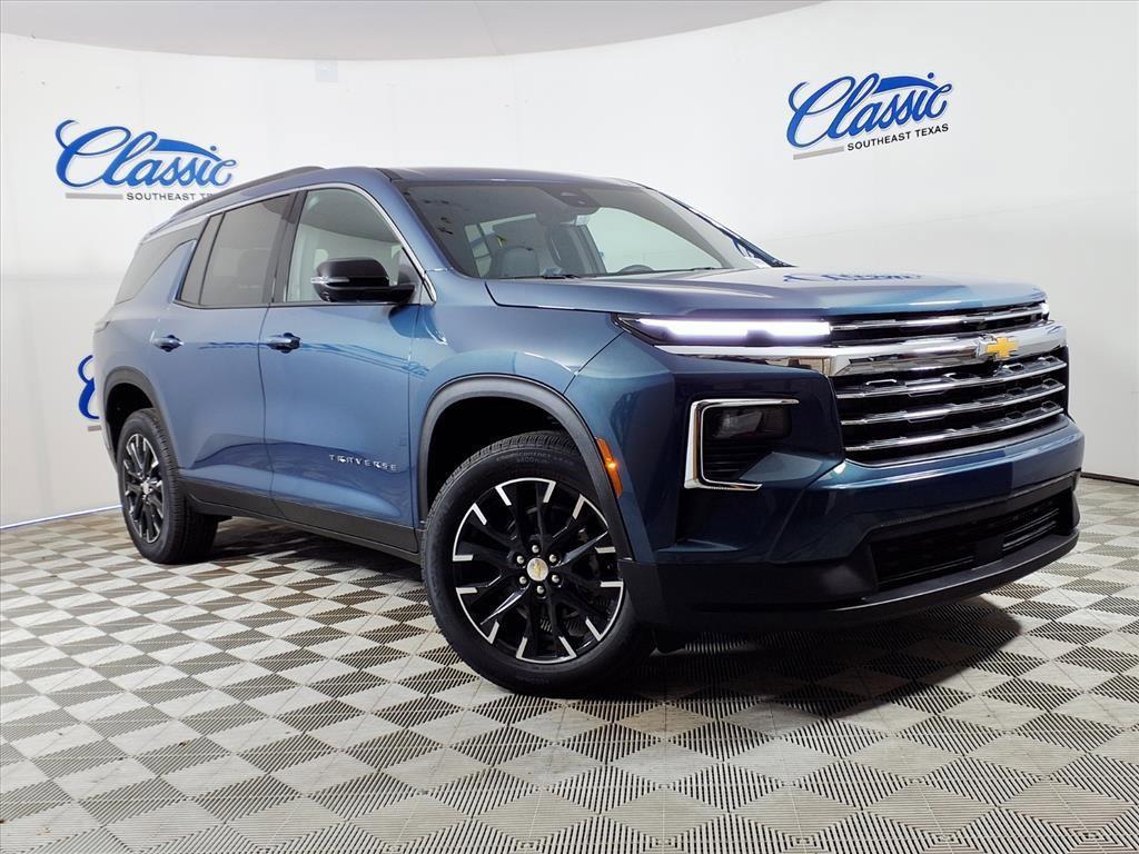 new 2026 Chevrolet Traverse car, priced at $47,238