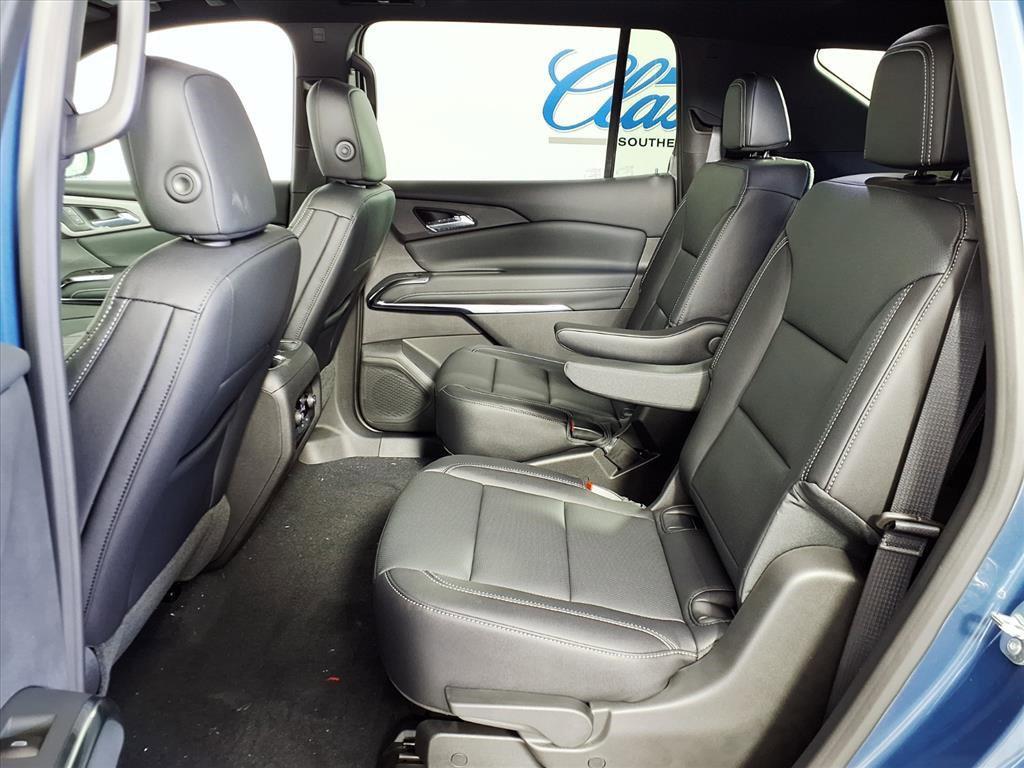 new 2026 Chevrolet Traverse car, priced at $45,807