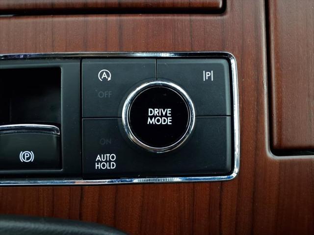 used 2022 Lincoln Navigator car, priced at $54,532