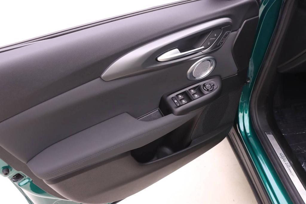 new 2024 Alfa Romeo Tonale car, priced at $55,340