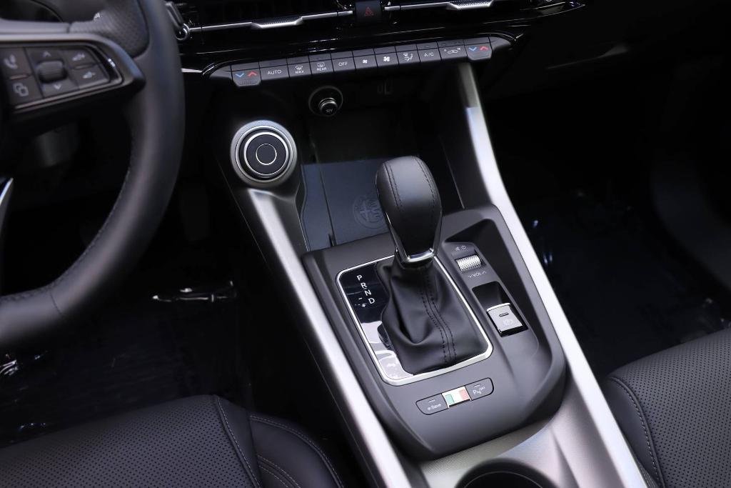 new 2024 Alfa Romeo Tonale car, priced at $47,485