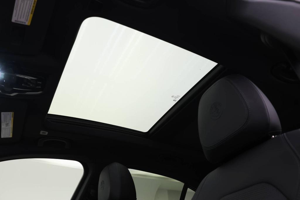 new 2024 Alfa Romeo Stelvio car, priced at $79,570