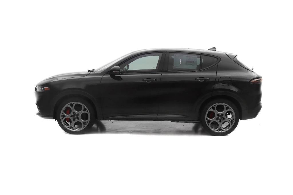 new 2024 Alfa Romeo Tonale car, priced at $51,985