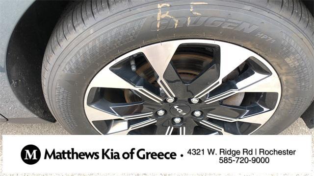 used 2023 Kia Carnival car, priced at $35,519