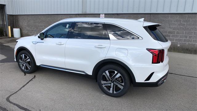 used 2023 Kia Sorento Hybrid car, priced at $31,799