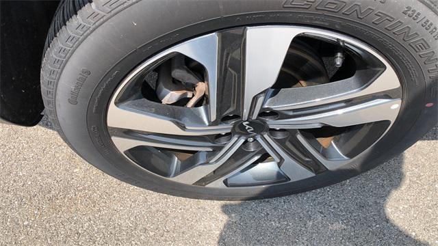 used 2024 Kia Sorento Hybrid car, priced at $34,998