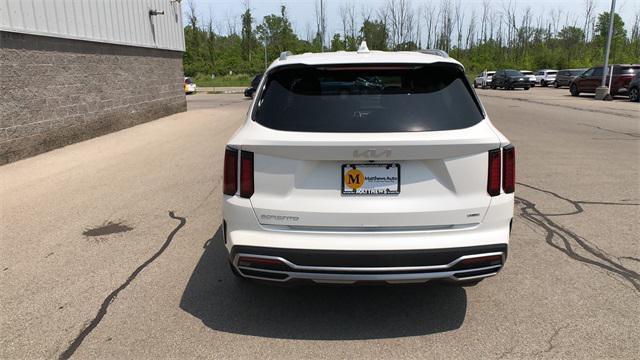 used 2024 Kia Sorento Hybrid car, priced at $34,998