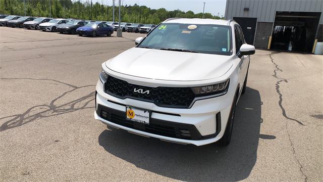 used 2024 Kia Sorento Hybrid car, priced at $34,998
