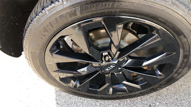 used 2021 Kia Sorento car, priced at $25,999