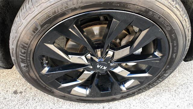 used 2021 Kia Sorento car, priced at $25,999