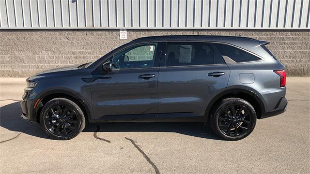 used 2021 Kia Sorento car, priced at $25,999