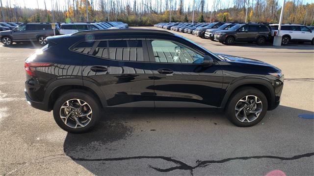 used 2024 Chevrolet Trax car, priced at $22,998