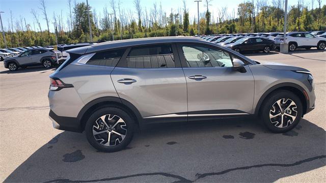used 2025 Kia Sportage car, priced at $27,999