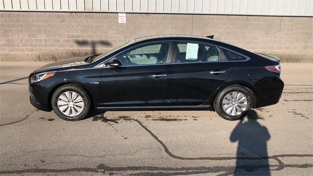used 2016 Hyundai Sonata Hybrid car, priced at $13,998