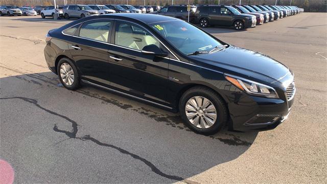 used 2016 Hyundai Sonata Hybrid car, priced at $13,998