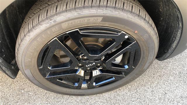 used 2024 Kia Telluride car, priced at $44,000