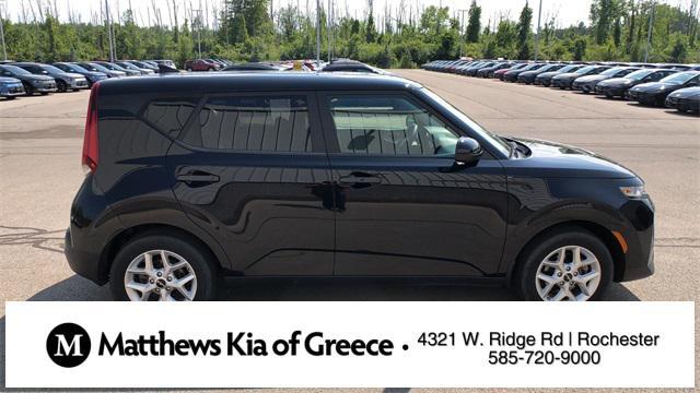 used 2022 Kia Soul car, priced at $16,999
