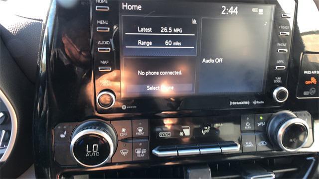 used 2022 Toyota Highlander car, priced at $34,998