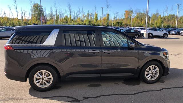 used 2023 Kia Carnival car, priced at $32,001