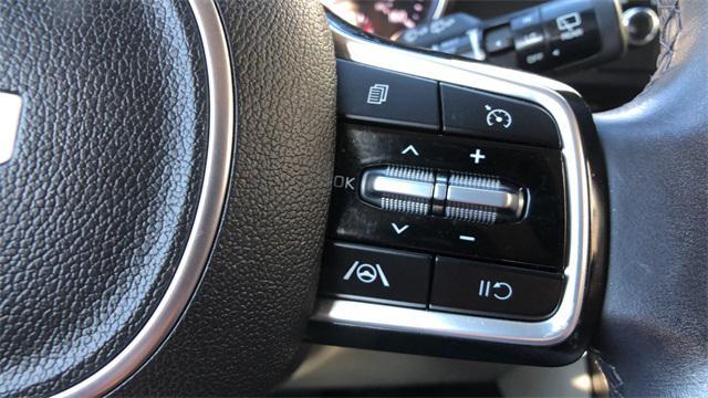 used 2023 Kia Carnival car, priced at $32,001