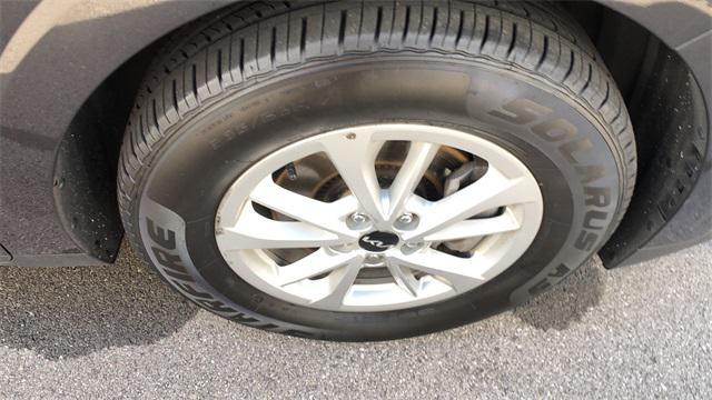 used 2023 Kia Carnival car, priced at $32,001