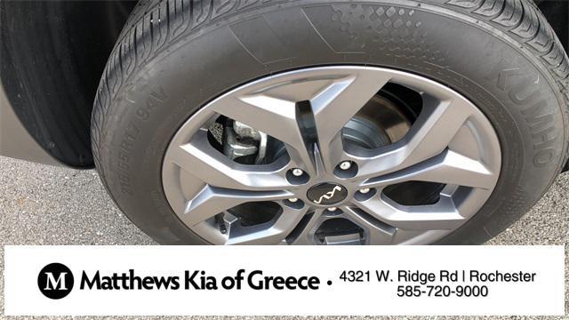 used 2024 Kia Seltos car, priced at $22,999