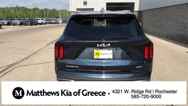 used 2023 Kia Sorento Hybrid car, priced at $29,998