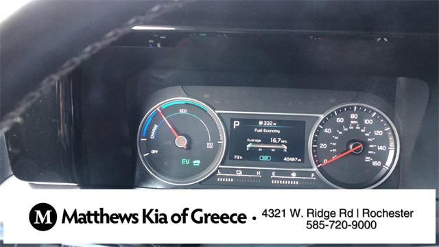 used 2023 Kia Sorento Hybrid car, priced at $29,998