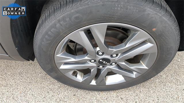 used 2023 Kia Seltos car, priced at $19,998