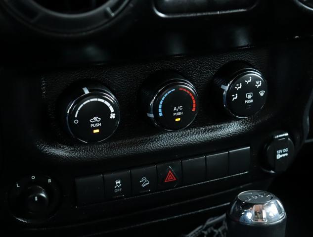 used 2013 Jeep Wrangler Unlimited car, priced at $15,998