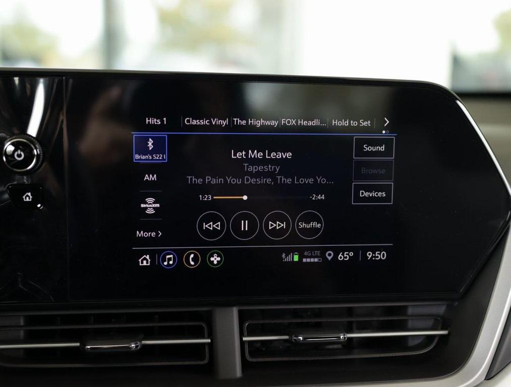new 2025 Chevrolet Trax car, priced at $23,555