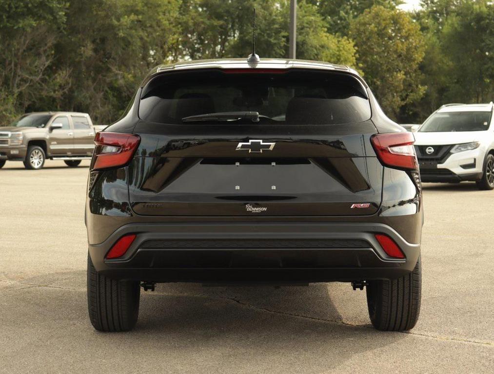 new 2025 Chevrolet Trax car, priced at $23,555