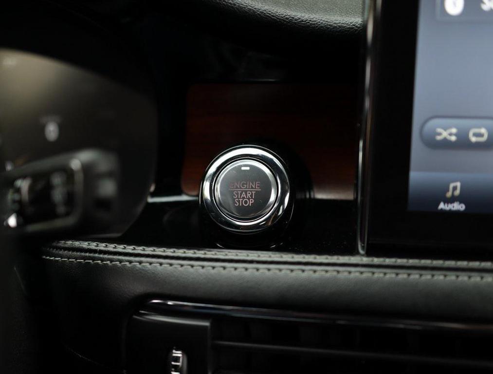 used 2022 Lincoln Corsair car, priced at $35,998