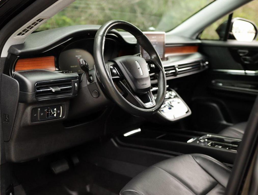 used 2022 Lincoln Corsair car, priced at $35,998