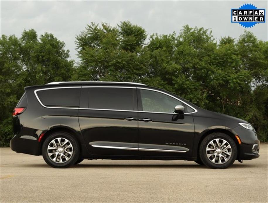 used 2022 Chrysler Pacifica Hybrid car, priced at $40,987