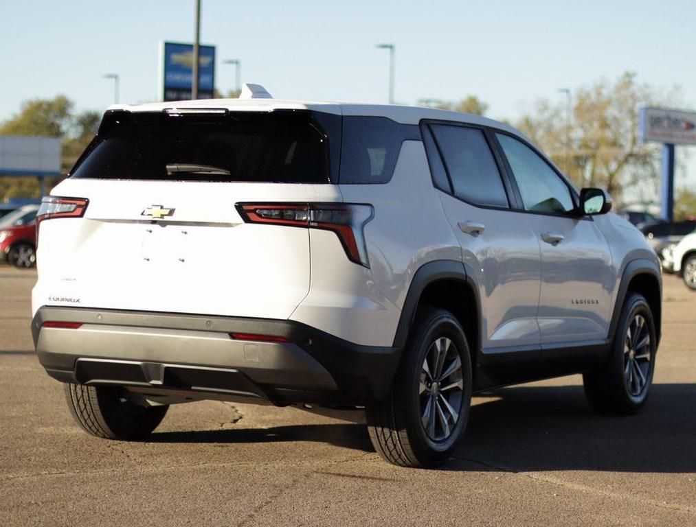 new 2026 Chevrolet Equinox car, priced at $30,495
