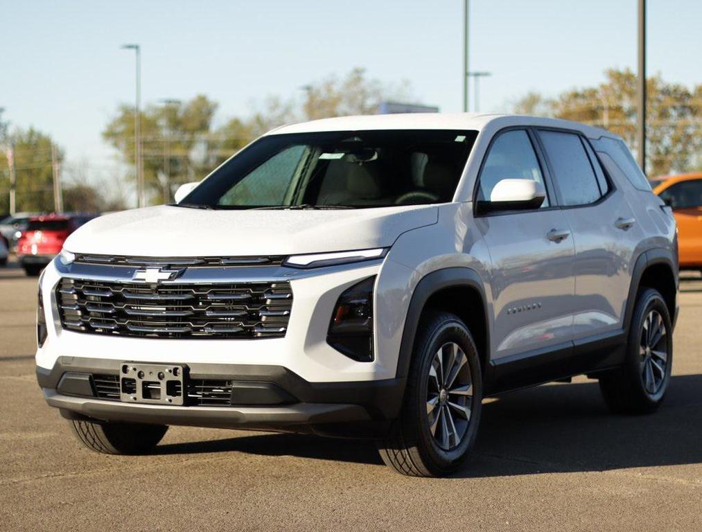 new 2026 Chevrolet Equinox car, priced at $30,495