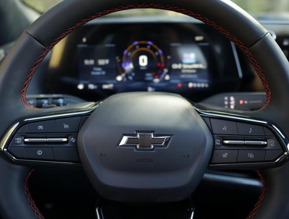 new 2026 Chevrolet Equinox car, priced at $38,995