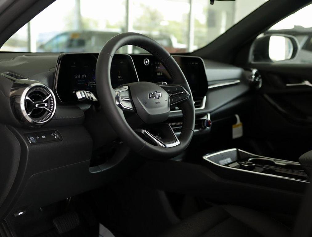 new 2026 Chevrolet Equinox car, priced at $33,915