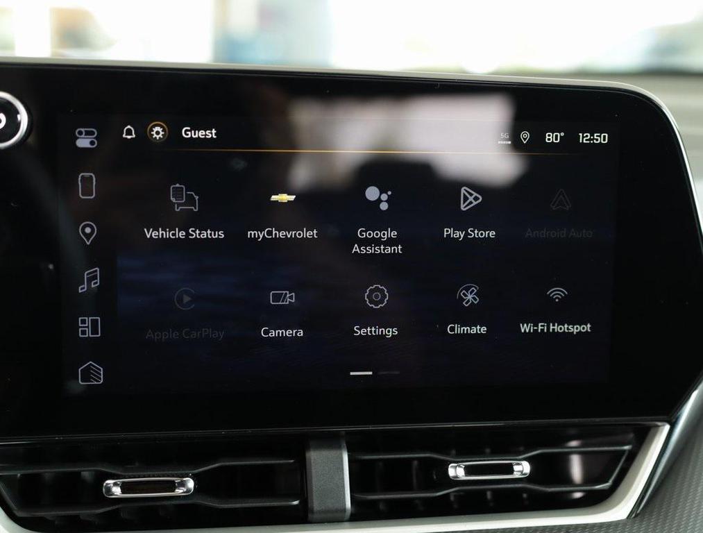 new 2026 Chevrolet Equinox car, priced at $33,915