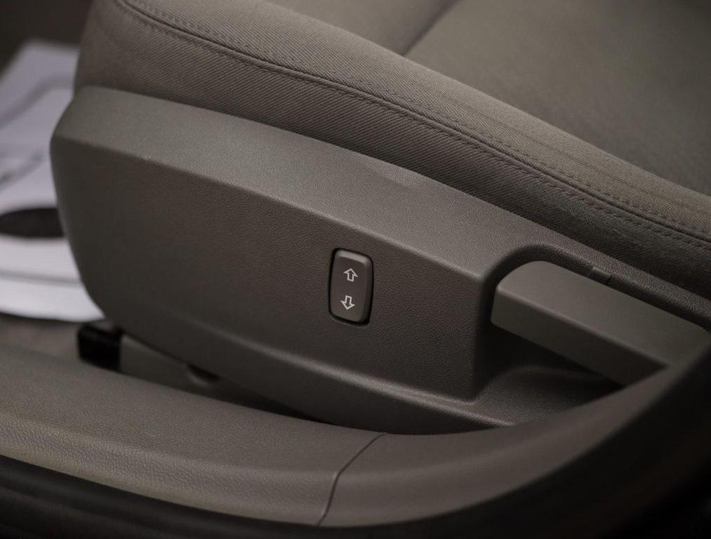 used 2015 Chevrolet Malibu car, priced at $8,995