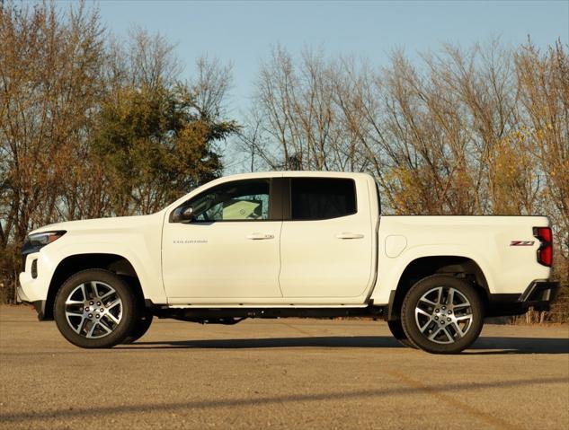 new 2024 Chevrolet Colorado car, priced at $45,700