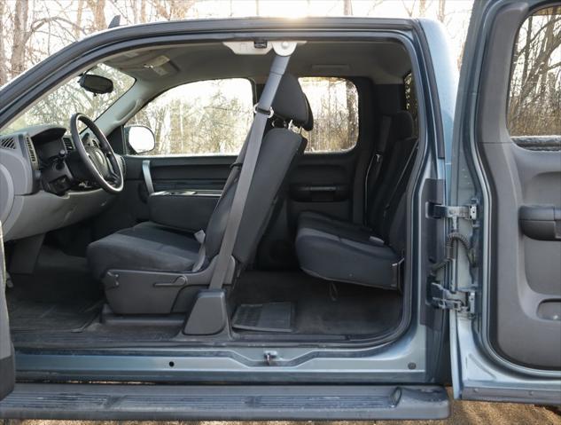 used 2011 Chevrolet Silverado 1500 car, priced at $10,698