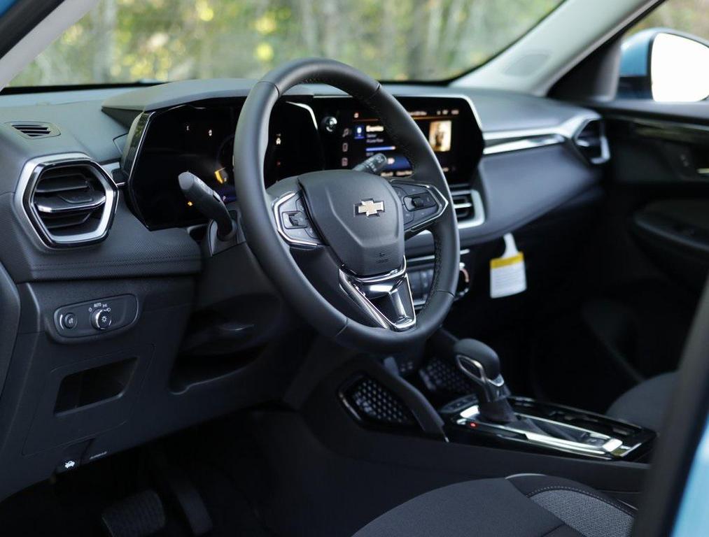 new 2026 Chevrolet TrailBlazer car, priced at $27,475