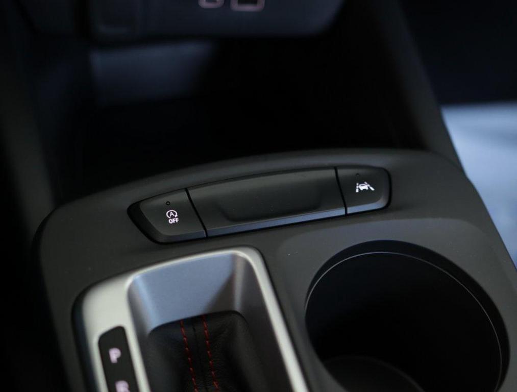 new 2025 Chevrolet Trax car, priced at $24,480