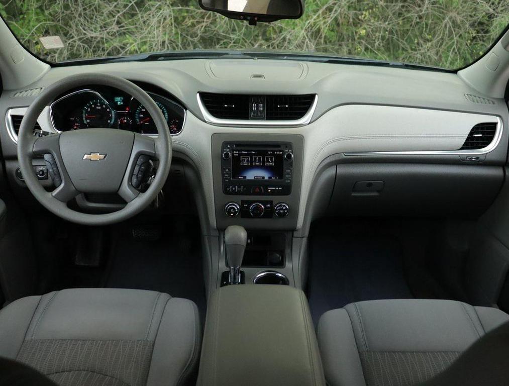 used 2014 Chevrolet Traverse car, priced at $8,950