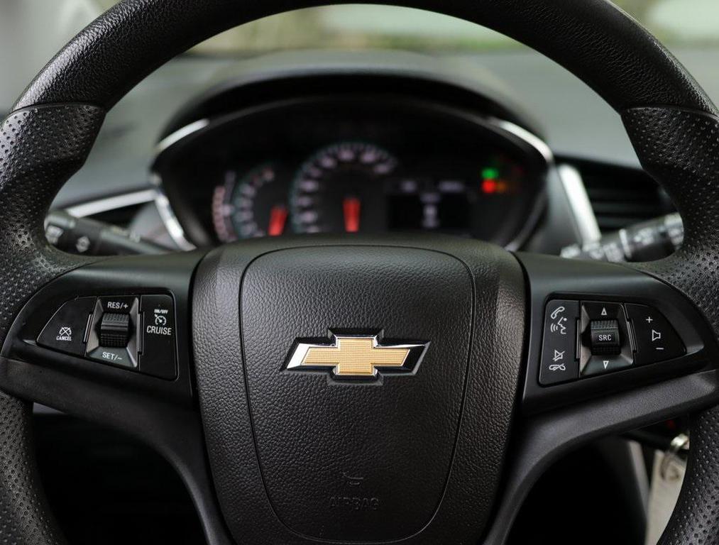 used 2021 Chevrolet Trax car, priced at $11,297